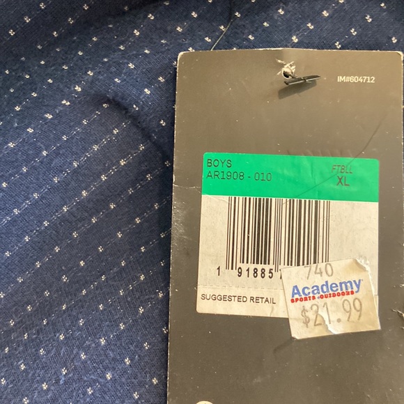 Brand new Nike shirt youth xl - Picture 4 of 4